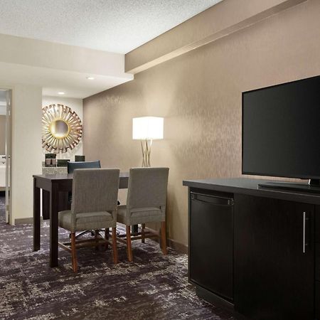 Embassy Suites By Hilton Arcadia-Pasadena Area Esterno foto