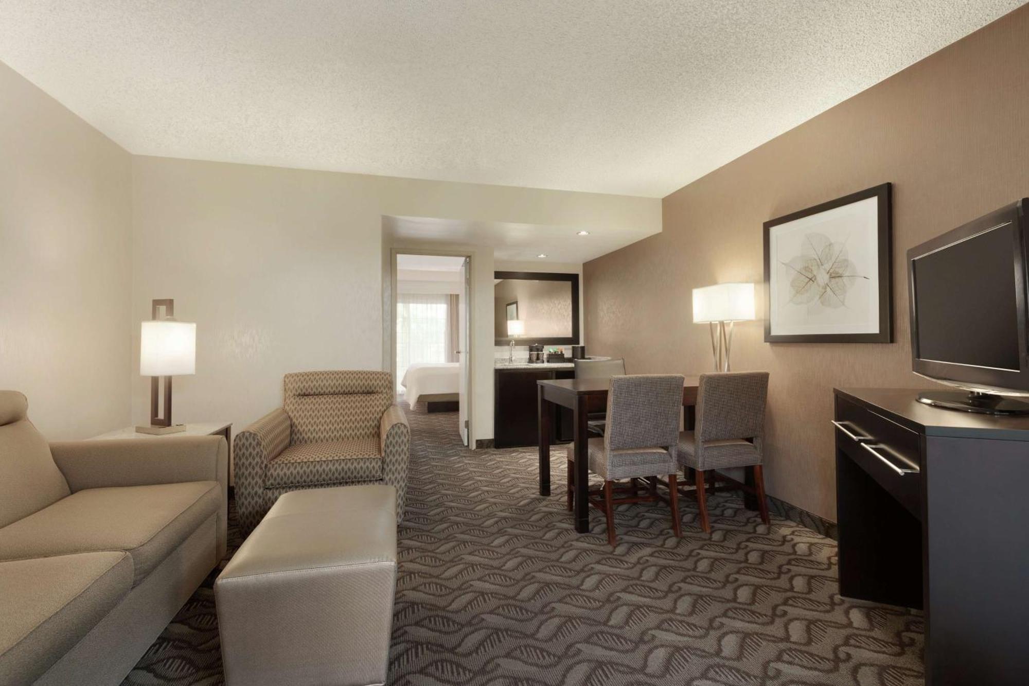 Embassy Suites By Hilton Arcadia-Pasadena Area Esterno foto