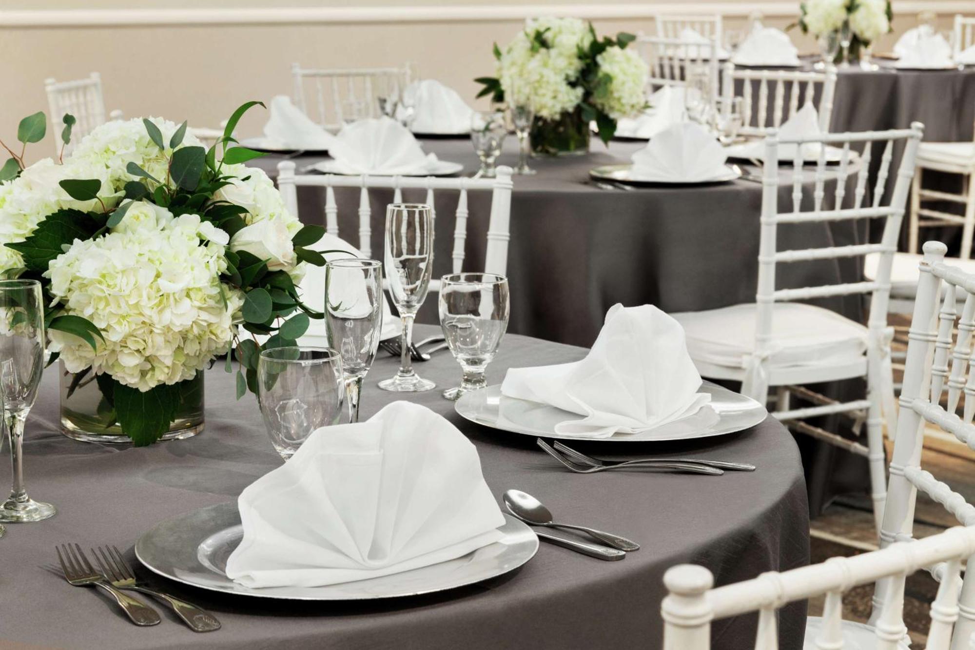 Embassy Suites By Hilton Arcadia-Pasadena Area Esterno foto