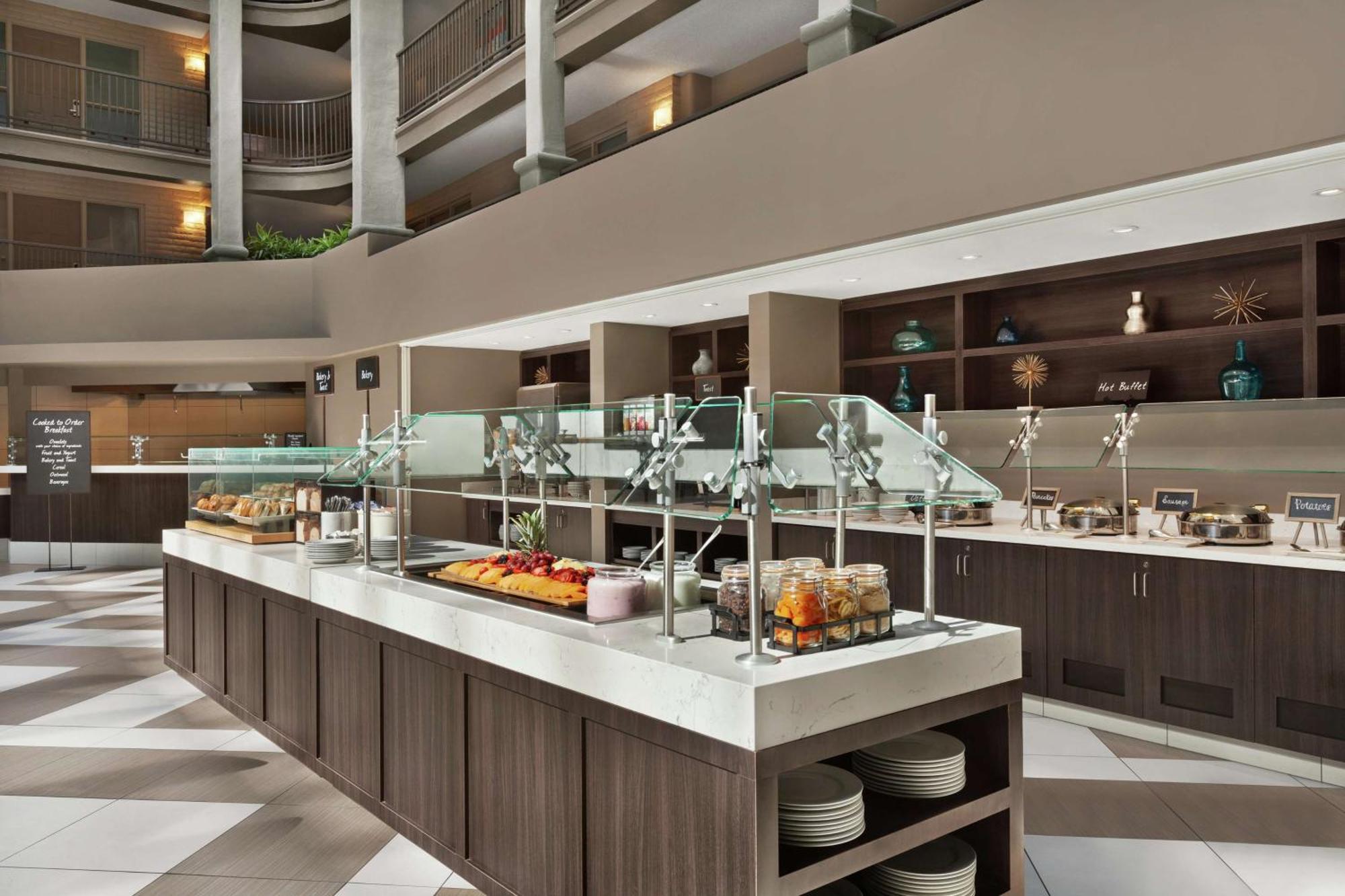Embassy Suites By Hilton Arcadia-Pasadena Area Esterno foto