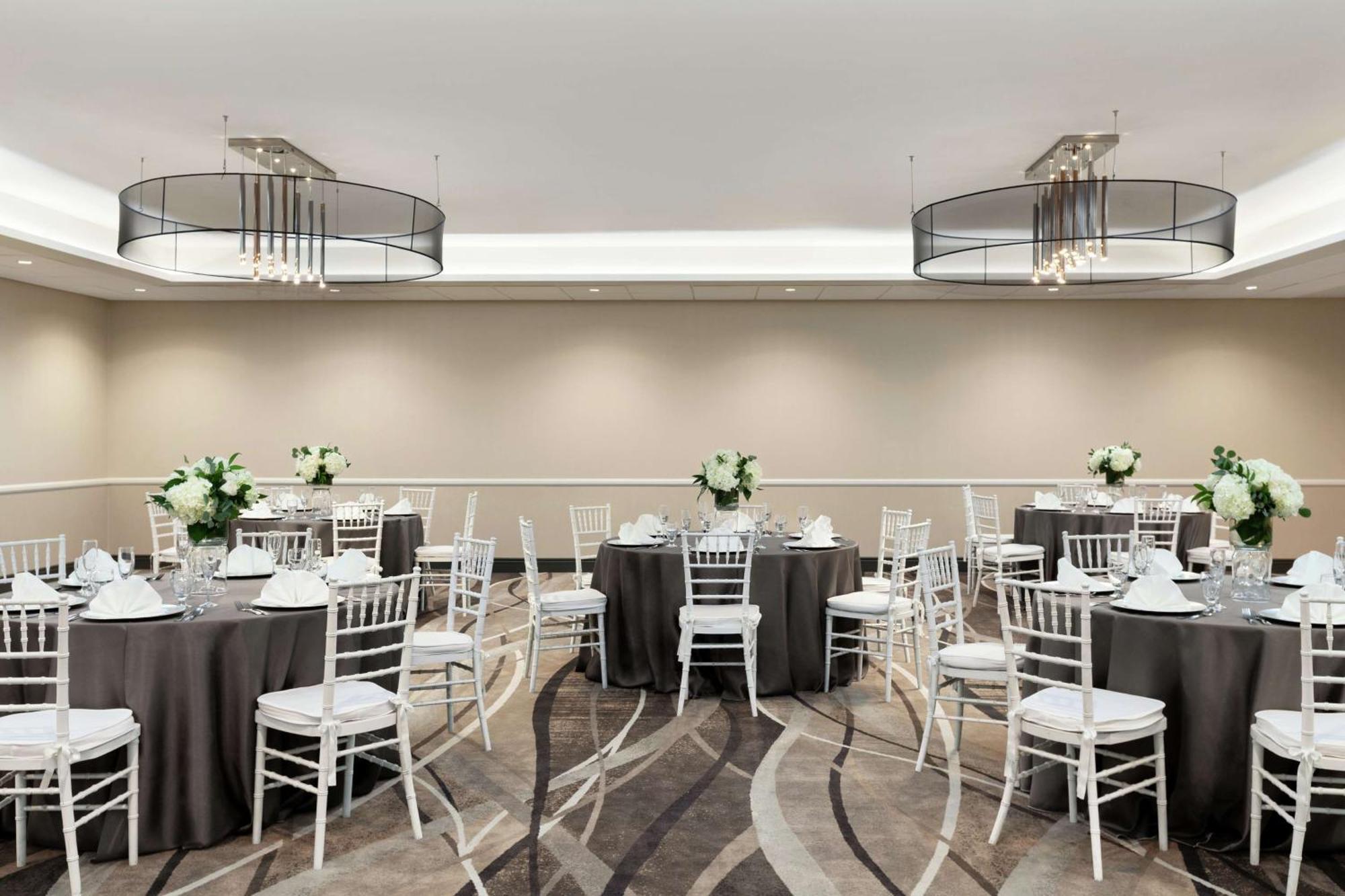 Embassy Suites By Hilton Arcadia-Pasadena Area Esterno foto
