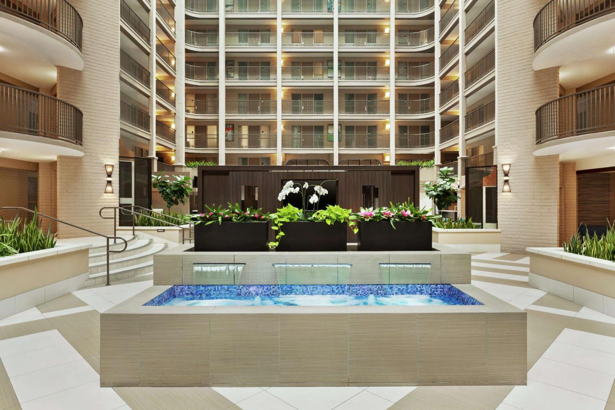 Embassy Suites By Hilton Arcadia-Pasadena Area Esterno foto