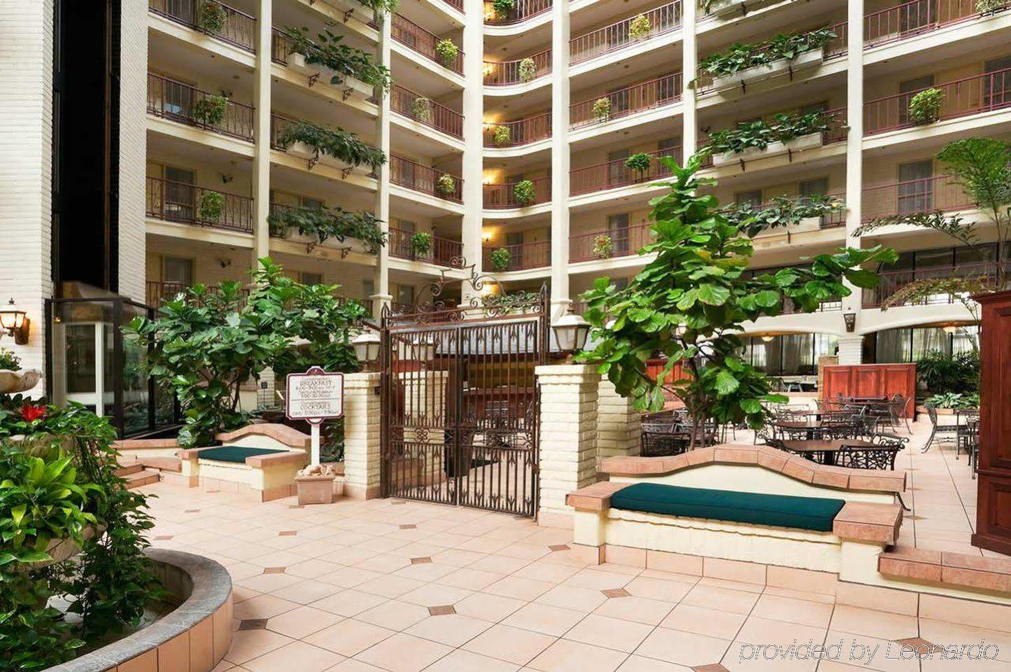 Embassy Suites By Hilton Arcadia-Pasadena Area Esterno foto