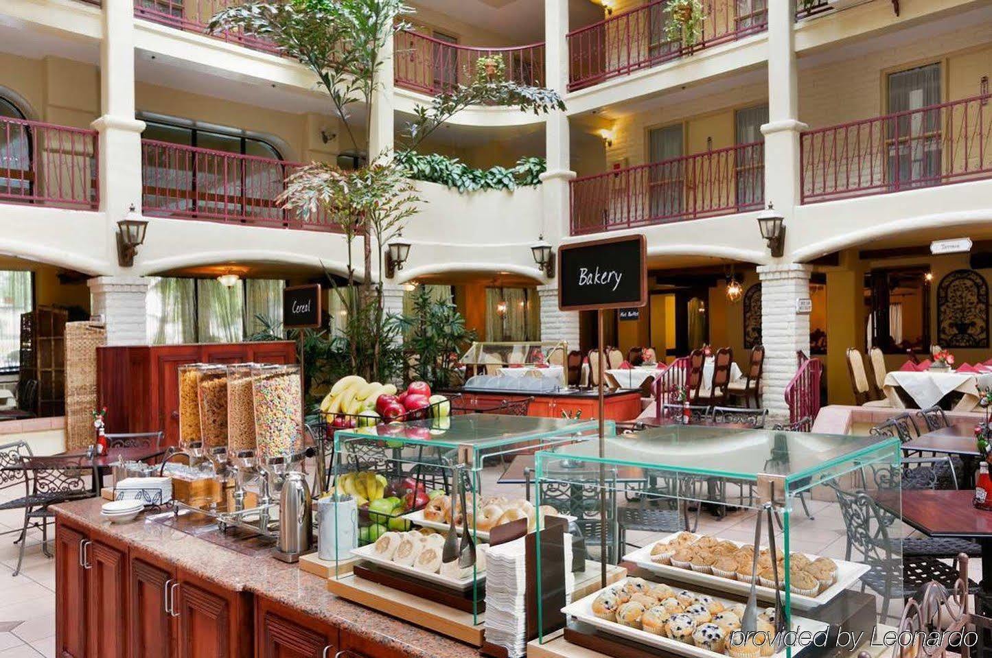 Embassy Suites By Hilton Arcadia-Pasadena Area Esterno foto