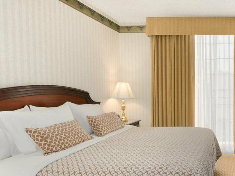 Embassy Suites By Hilton Arcadia-Pasadena Area Esterno foto