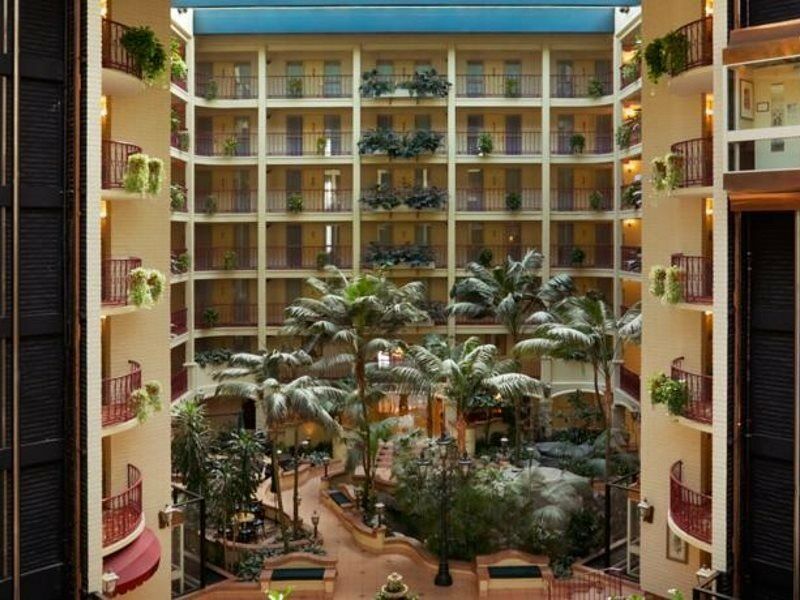 Embassy Suites By Hilton Arcadia-Pasadena Area Esterno foto