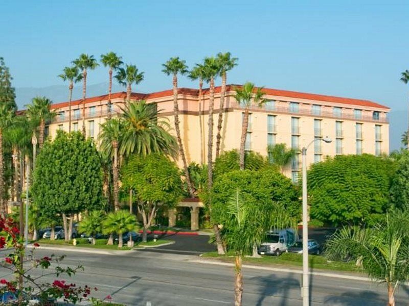 Embassy Suites By Hilton Arcadia-Pasadena Area Esterno foto